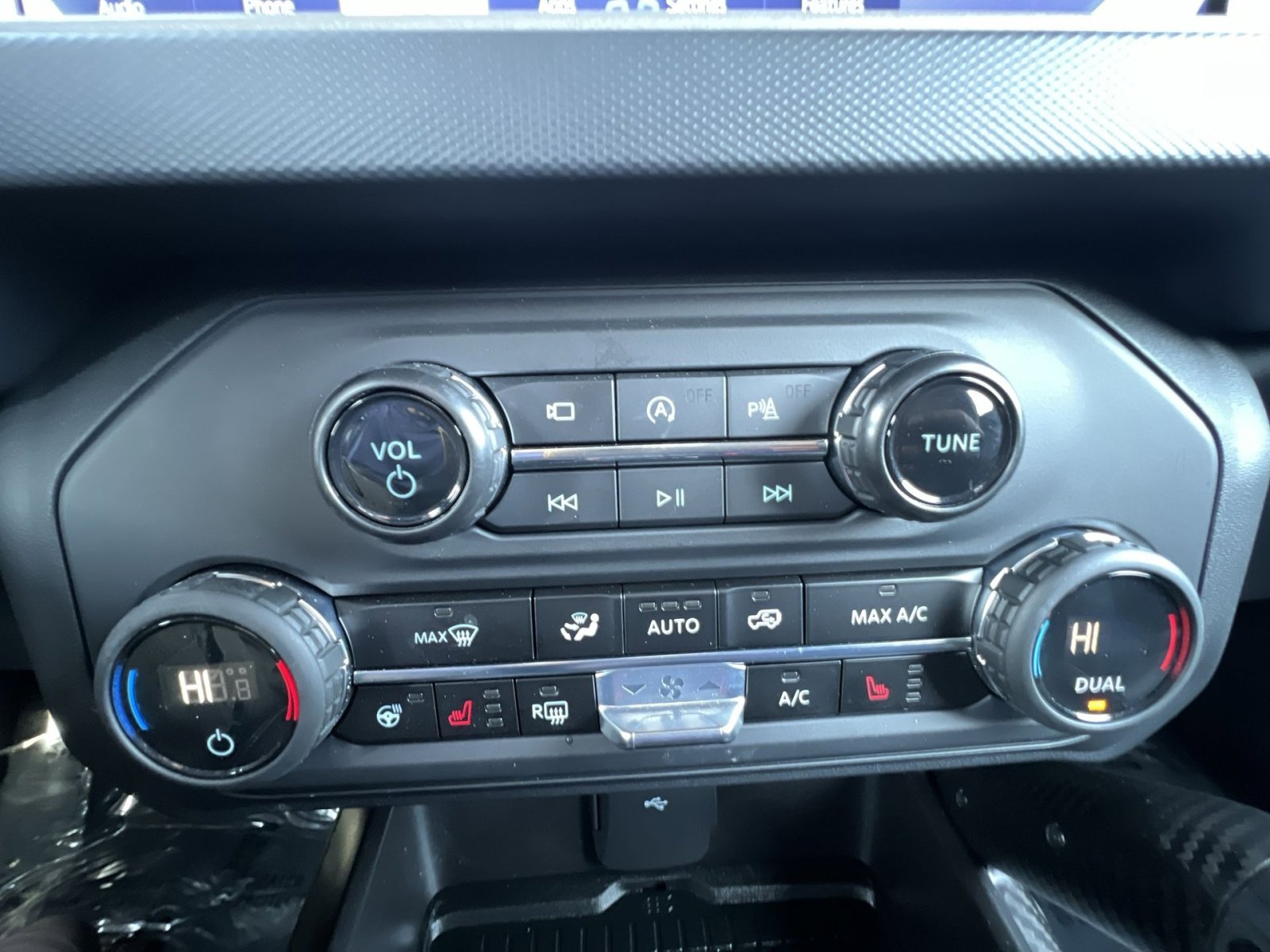 Used 2024 Ford Bronco Raptor w/ Interior Carbon Fiber Pack 6 image 29