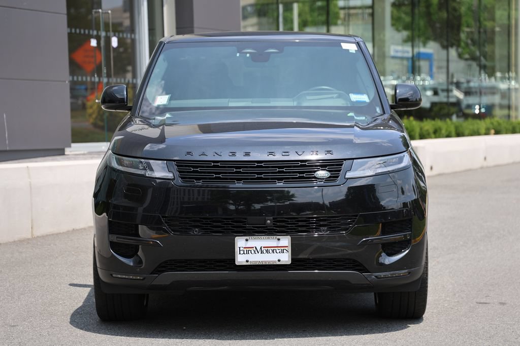 Used 2024 Land Rover Range Rover Sport SE AWD/4WD image 5
