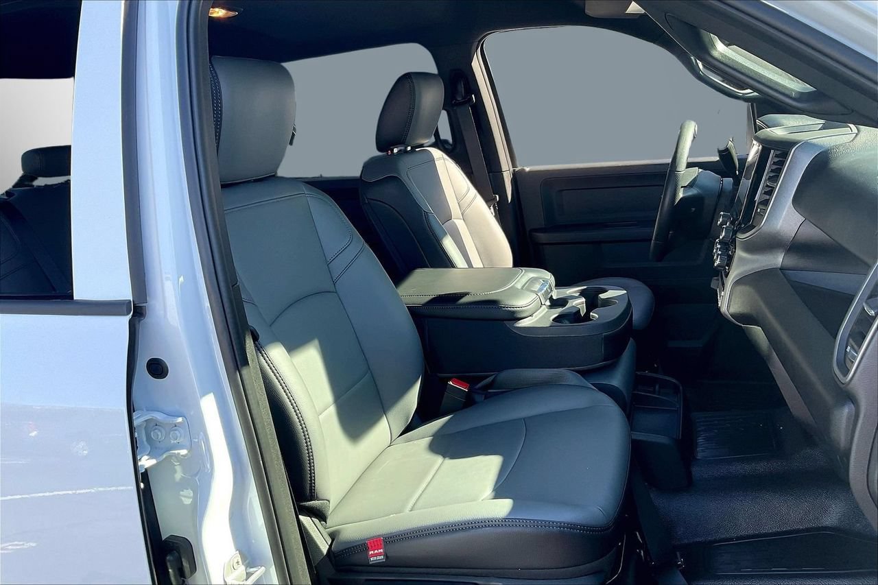 New 2026 RAM 4500 Tradesman w/ Chrome Appearance Group AWD/4WD image 18