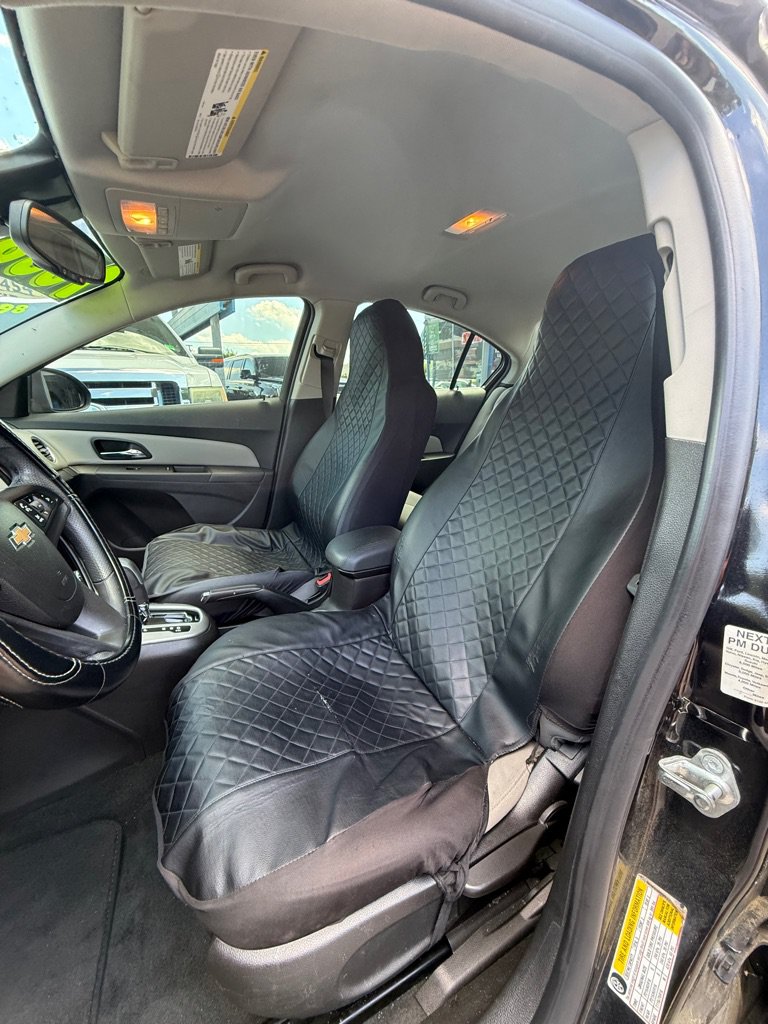 Used 2016 Chevrolet Cruze LT FWD image 4