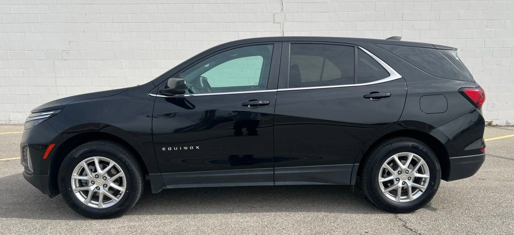 Used 2024 Chevrolet Equinox LT image 2