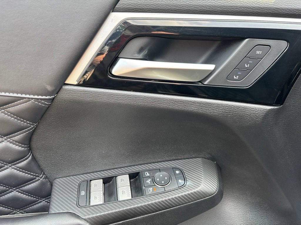 Used 2024 Mitsubishi Outlander SEL AWD/4WD image 18