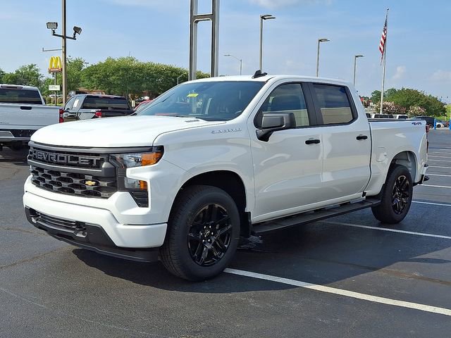 New 2025 Chevrolet Silverado 1500 Custom image 3