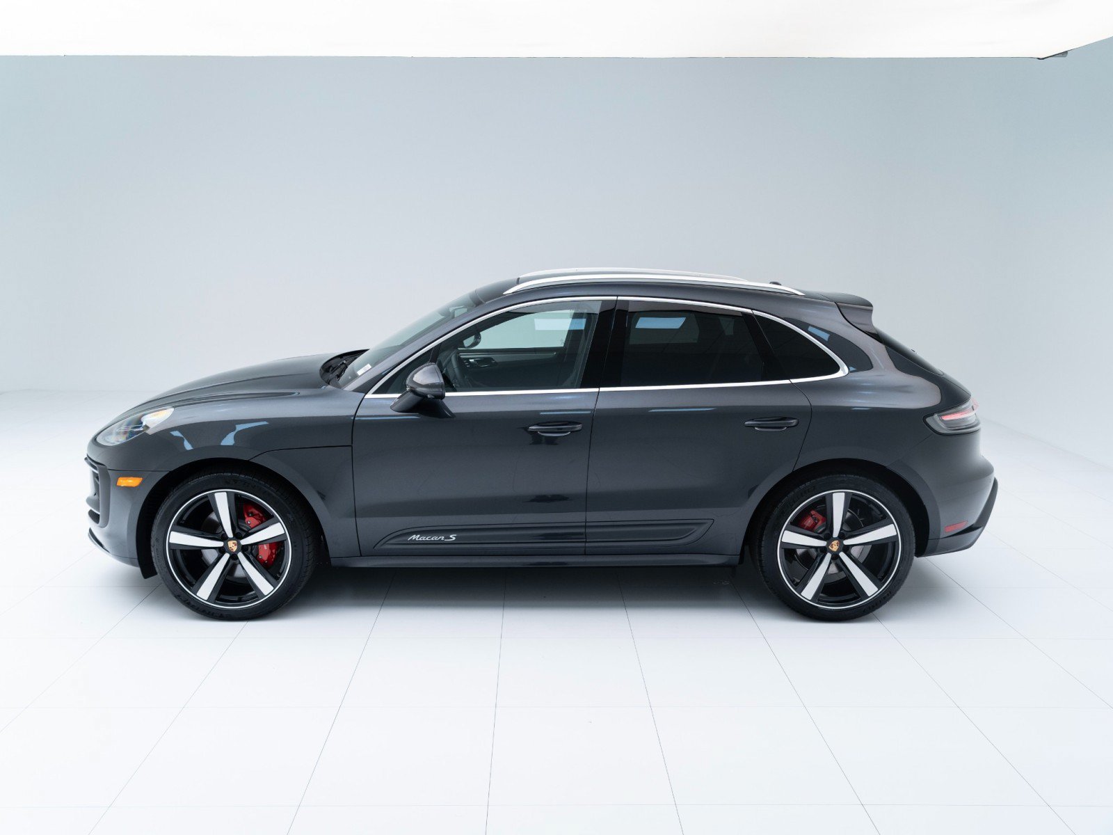 New 2026 Porsche Macan S AWD/4WD image 2