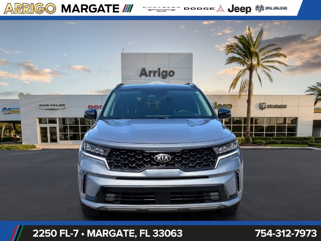 Used 2021 Kia Sorento EX w/ Panoramic Sunroof Package FWD image 2