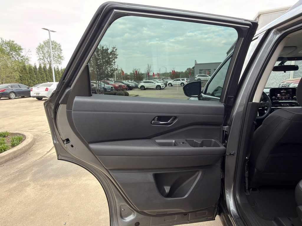 Certified 2025 Nissan Pathfinder SV w/ Cargo Package image 23