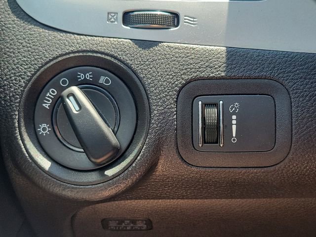 Used 2020 Dodge Journey SE w/ Blacktop Package FWD image 26