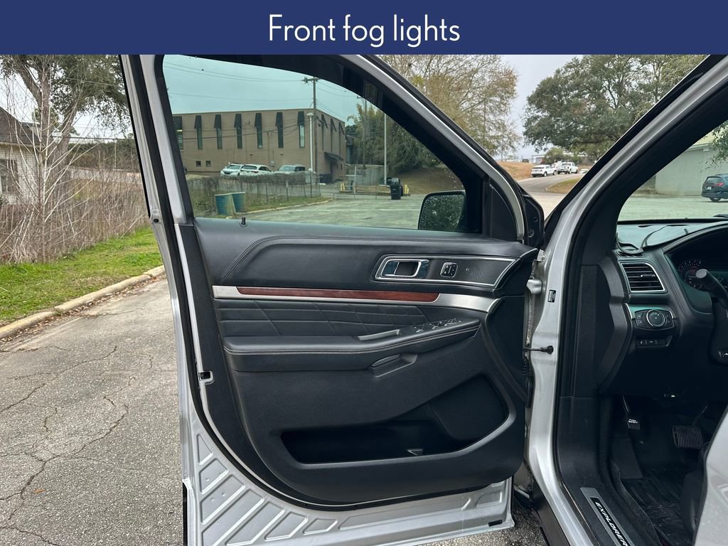 Used 2016 Ford Explorer Platinum image 21