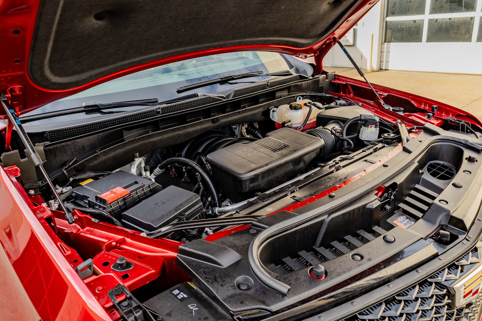 Used 2025 Cadillac Escalade Sport Platinum w/ LPO, Floor Liner Package image 43