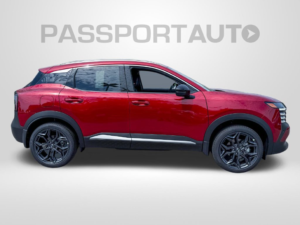 New 2026 Nissan Kicks SR w/ SR Premium Package AWD/4WD image 4