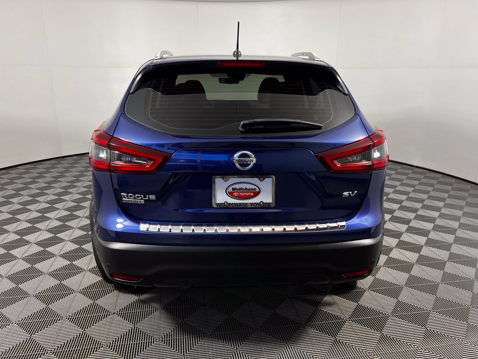 Used 2021 Nissan Rogue Sport SV FWD image 6