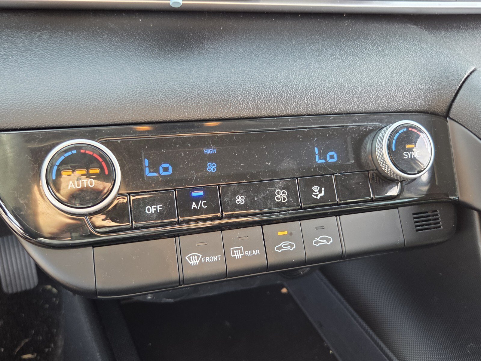 Used 2021 Hyundai Elantra SEL FWD image 26
