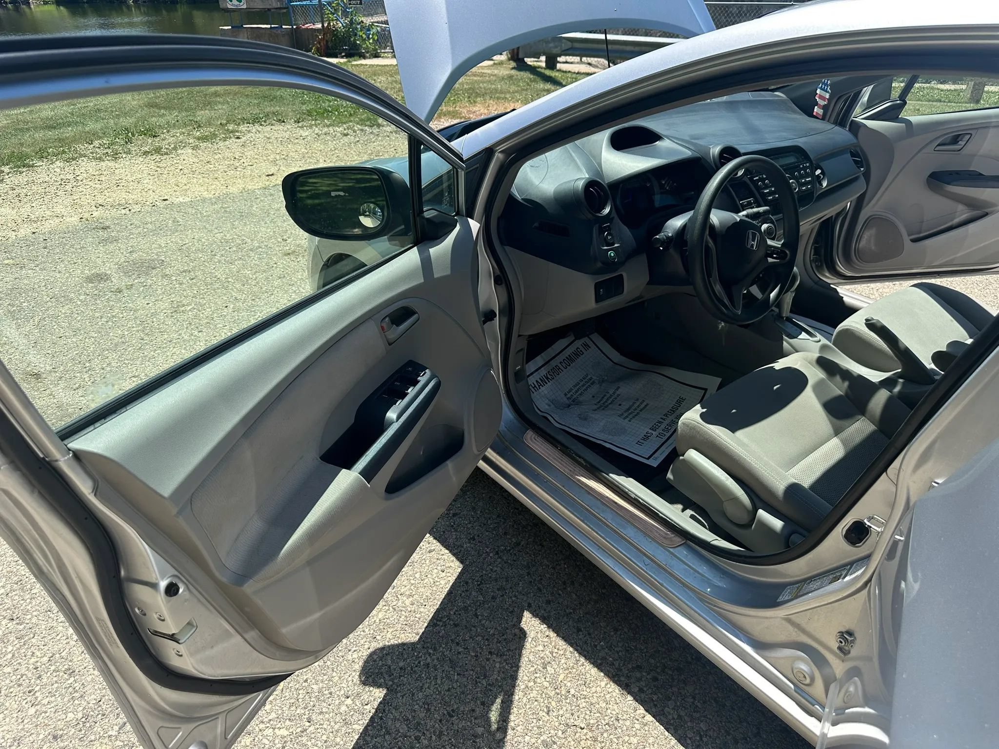 Used 2010 Honda Insight EX image 9