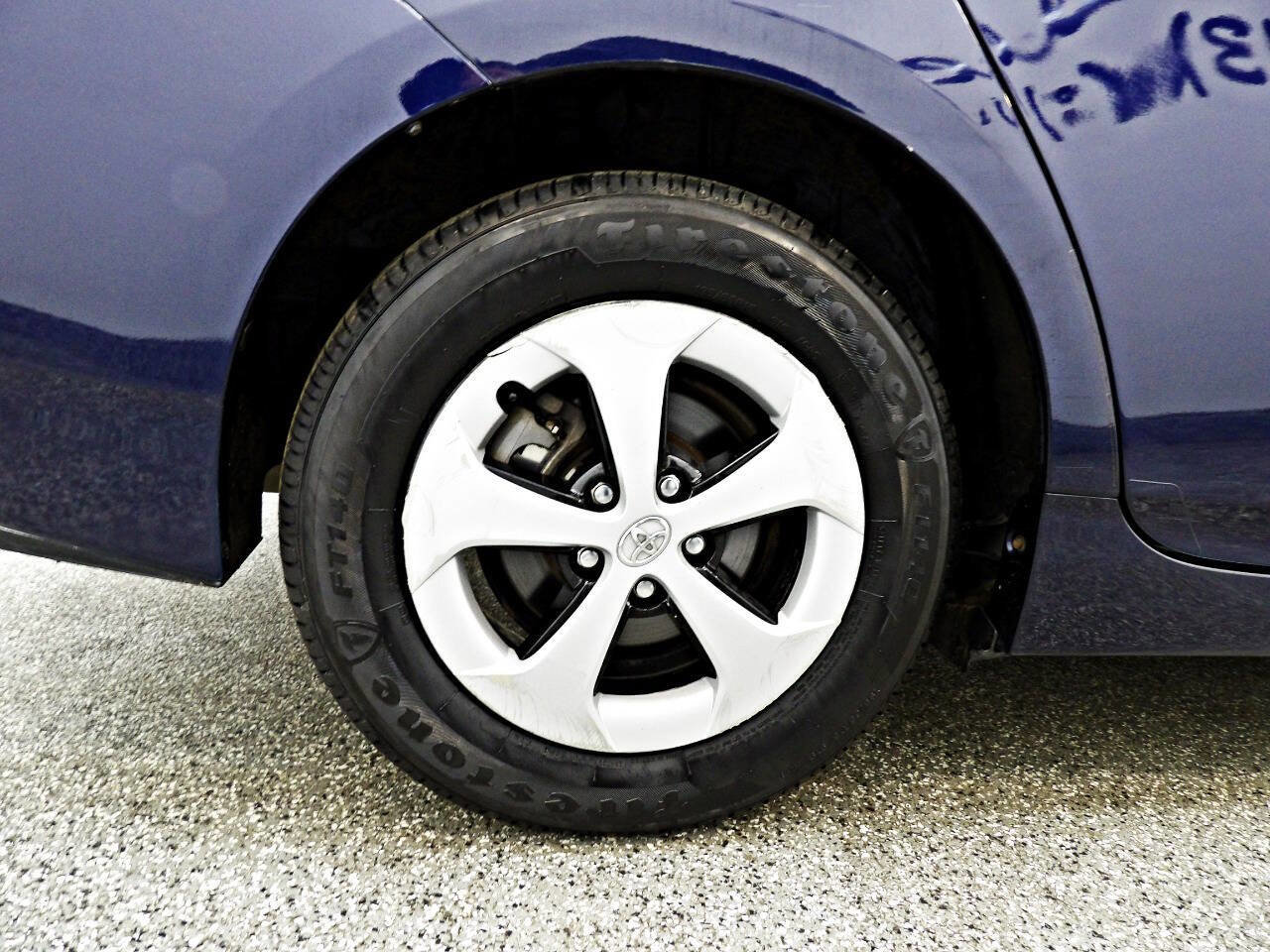 Used 2015 Toyota Prius Two image 19