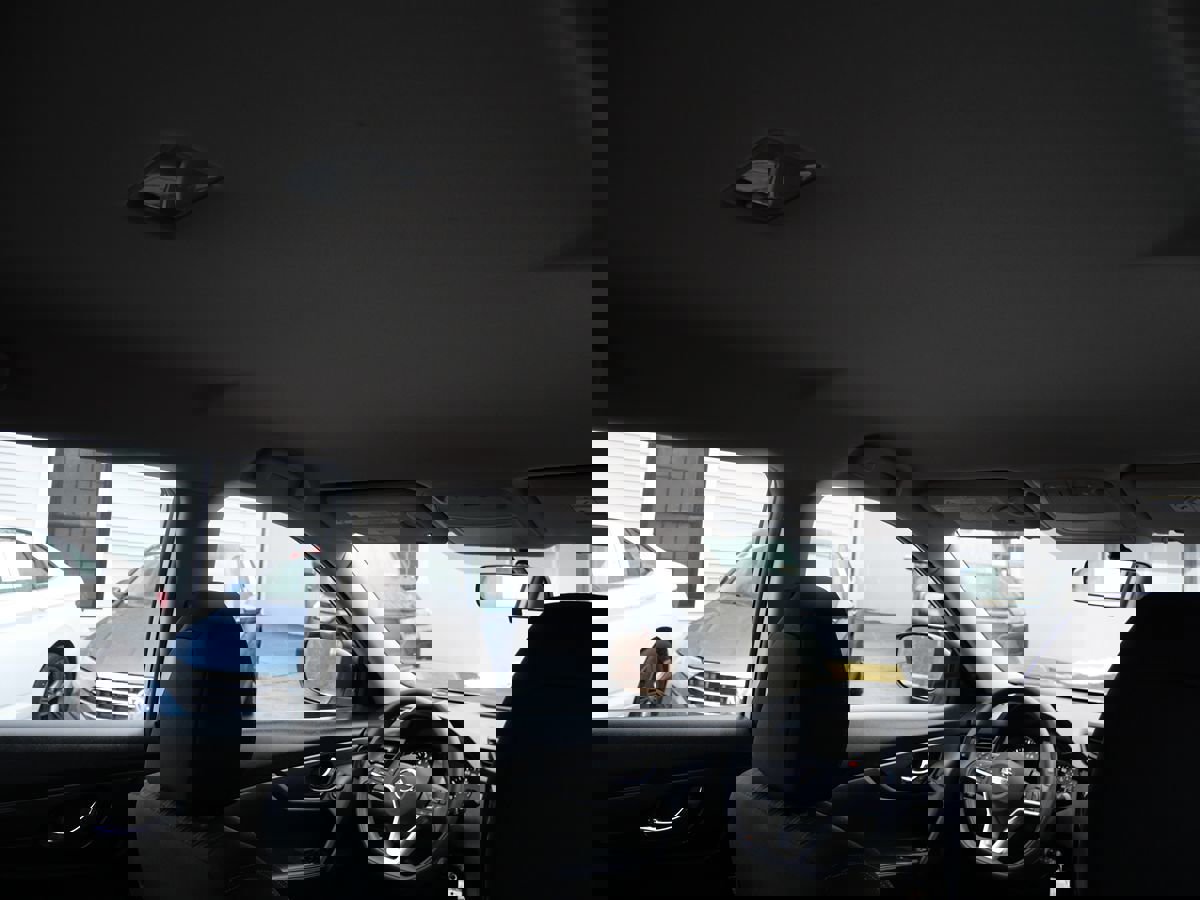 Used 2017 Nissan Rogue S image 25