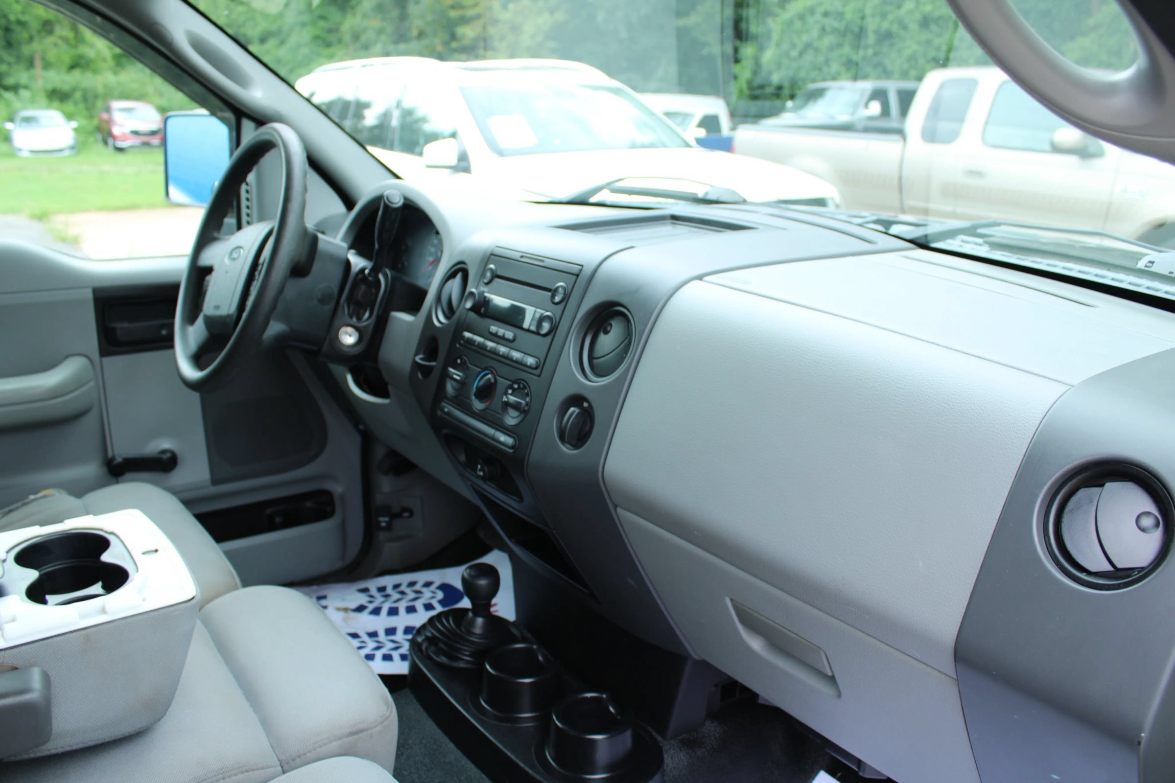 Used 2006 Ford F150 STX AWD/4WD image 18