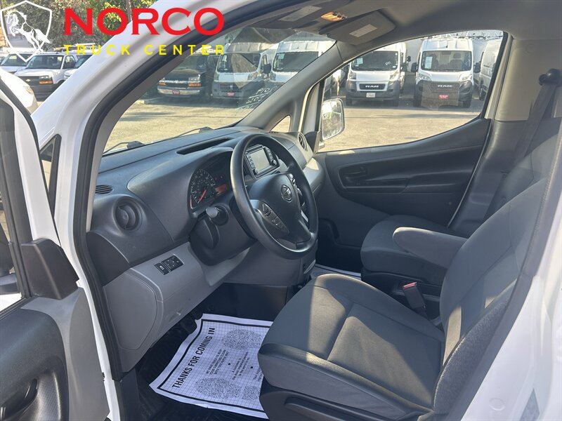 Used 2019 Nissan NV200 SV w/ Navigation Package FWD image 14