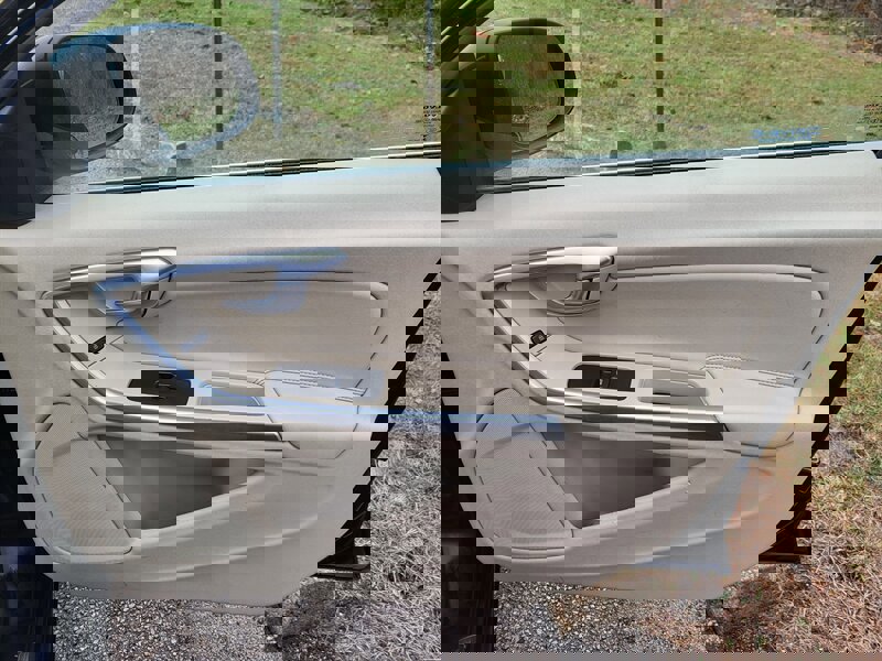 Used 2015 Volvo S60 T5 Premier image 26