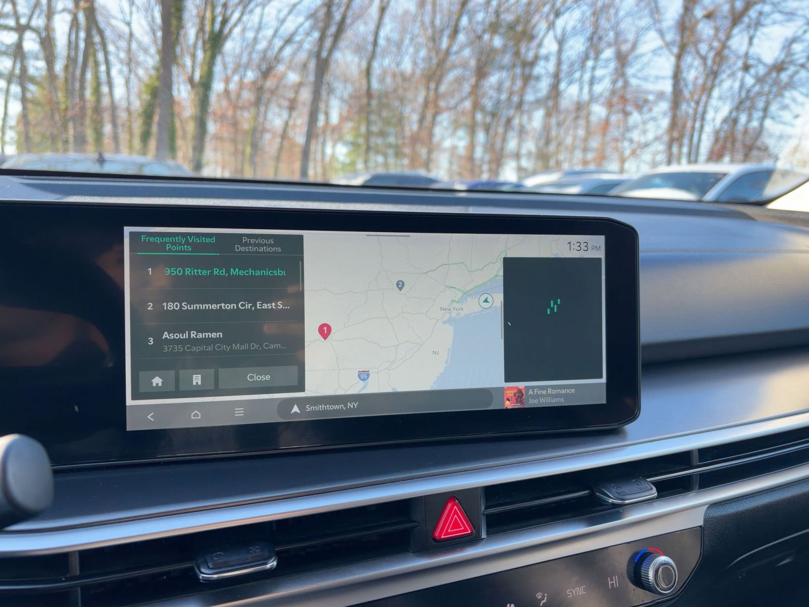 Used 2024 Kia Sorento S image 31