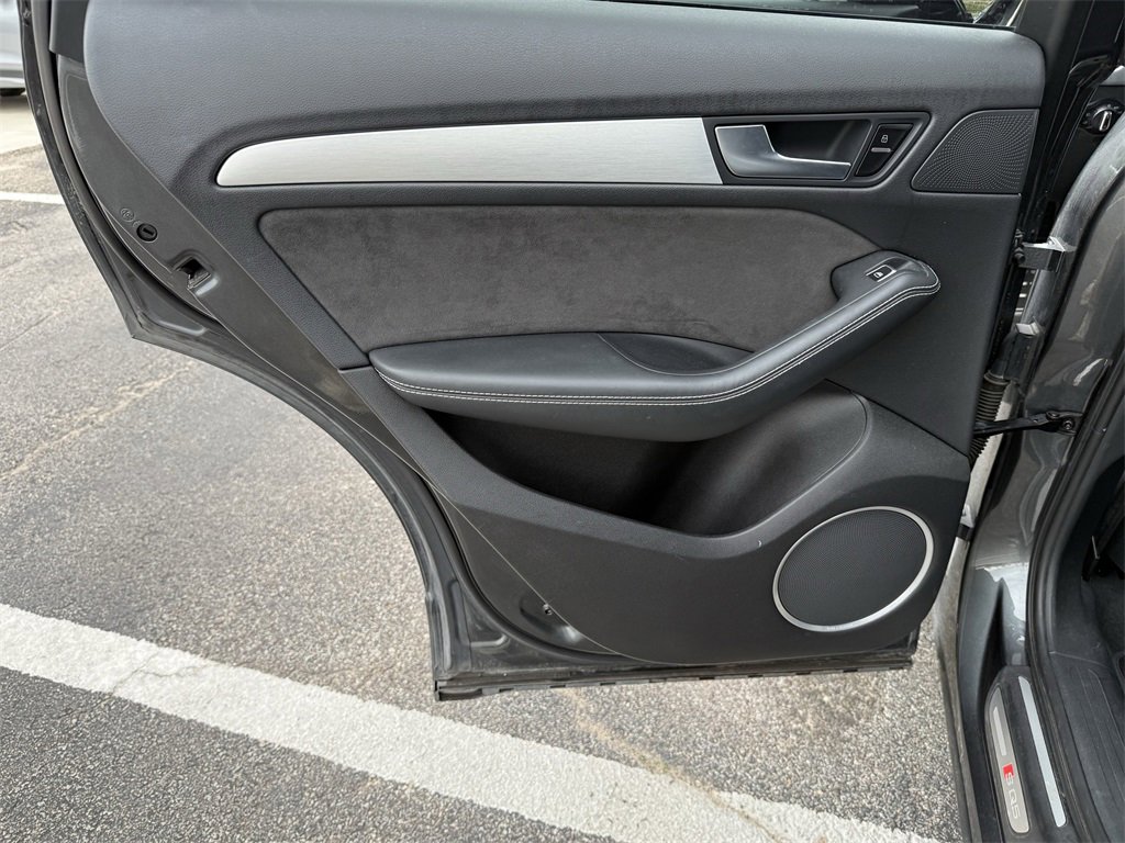 Used 2017 Audi SQ5 Premium Plus w/ Technology Package image 23