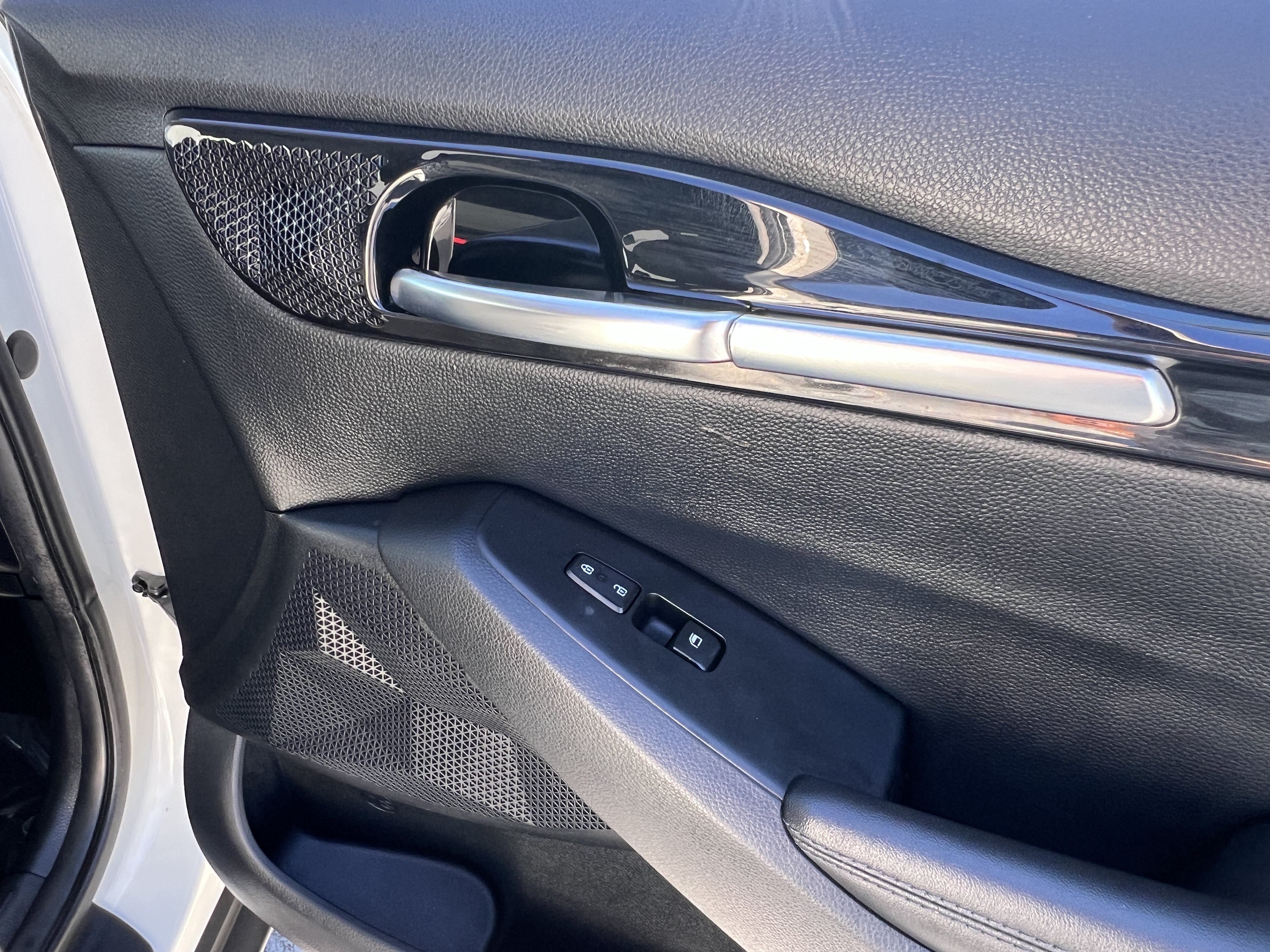 Certified 2023 Kia Seltos S w/ Navigation Package FWD image 18