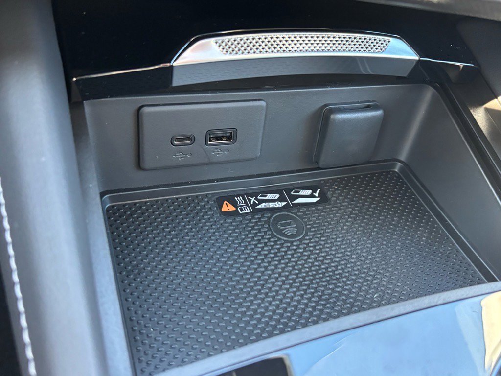 New 2025 Buick Envision Sport Touring image 8