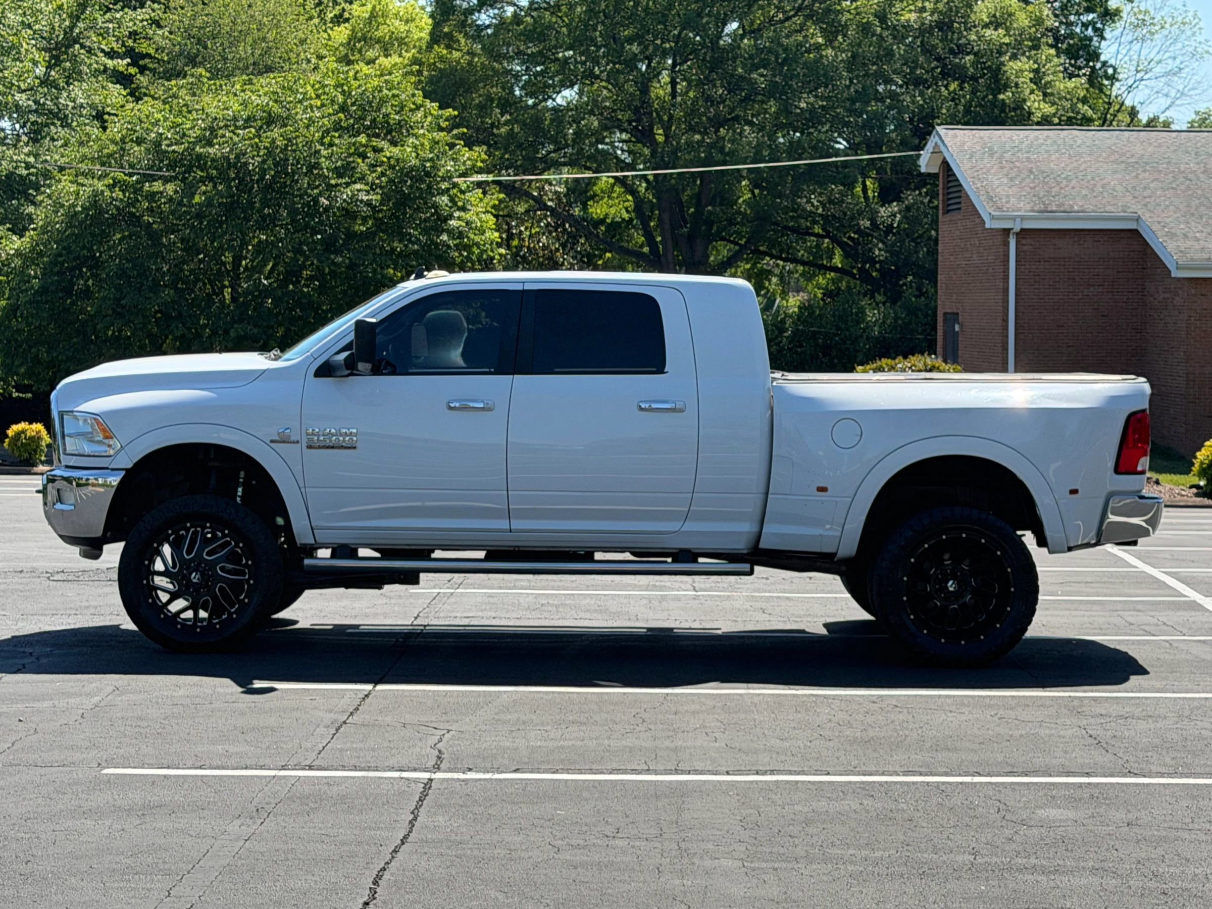 Used 2017 RAM 3500 Big Horn AWD/4WD image 2