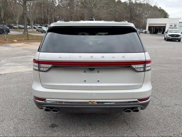 Used 2025 Lincoln Aviator Reserve w/ Equipment Group 201A image 9