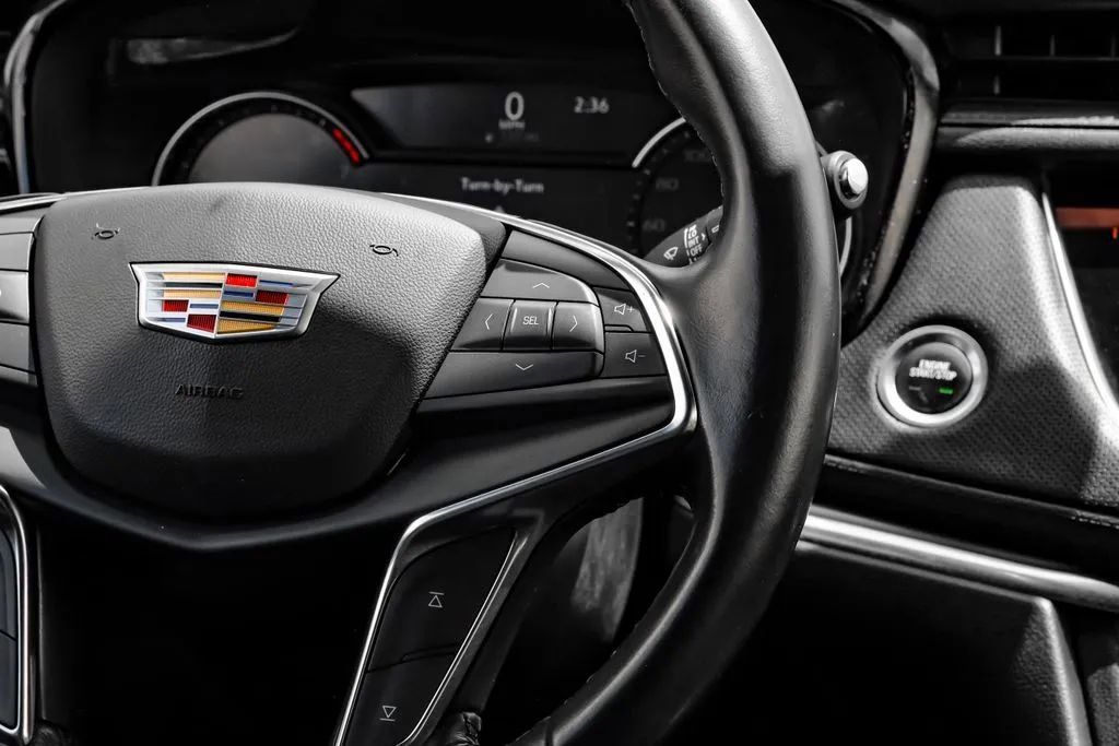 Used 2023 Cadillac XT5 Luxury FWD image 24