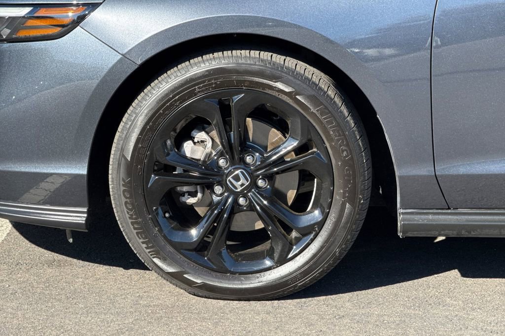 Certified 2025 Honda Accord SE image 25