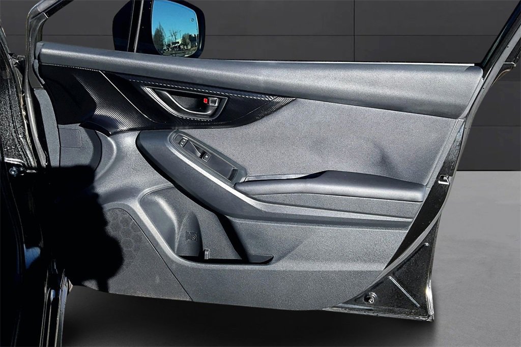 Used 2018 Subaru Crosstrek 2.0i Premium w/ Eyesight System image 14