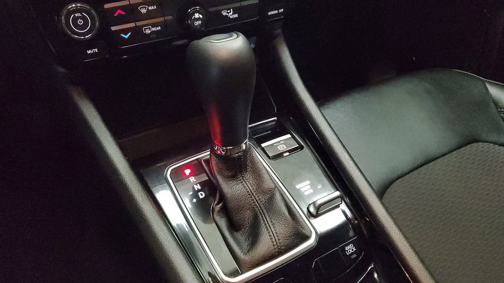 Used 2026 Jeep Compass Latitude image 25