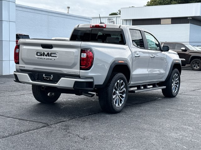New 2026 GMC Canyon Denali w/ LPO, Black Badging Package AWD/4WD image 3