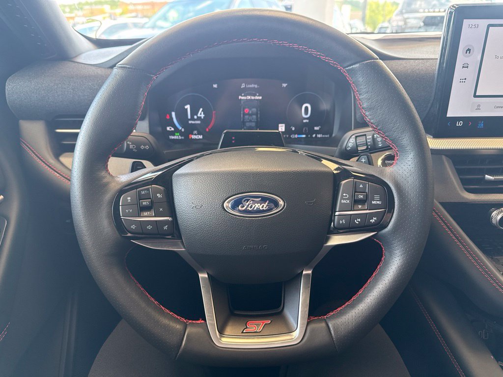 Certified 2025 Ford Explorer ST AWD/4WD image 16