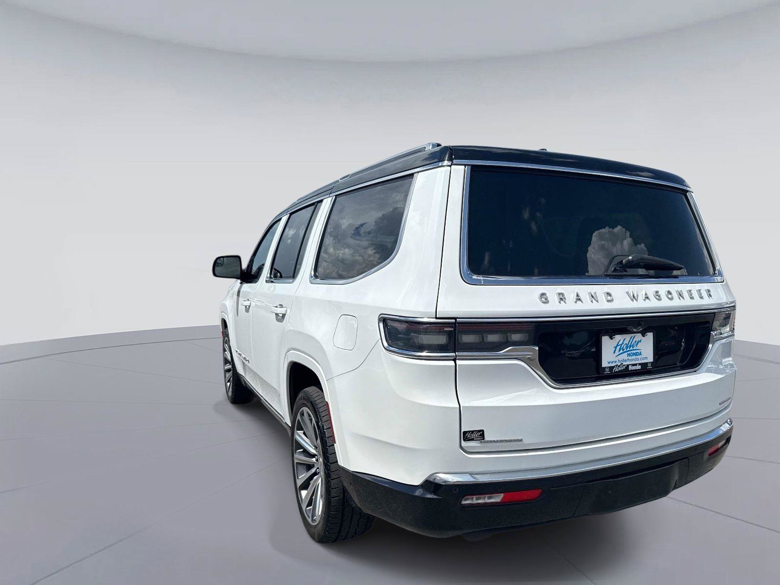 Used 2023 Jeep Grand Wagoneer Series II AWD/4WD image 6
