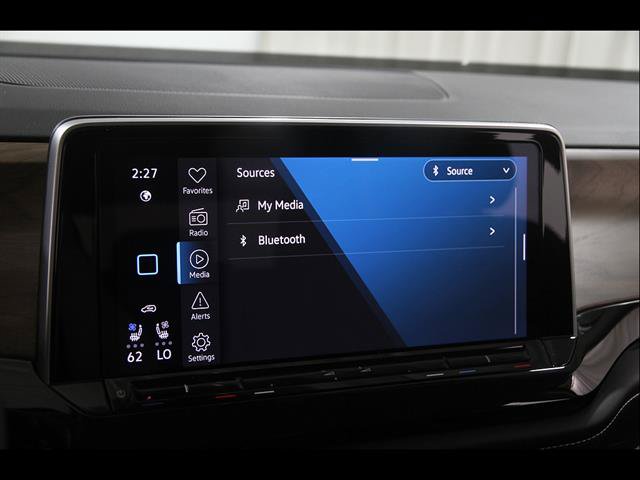 Certified 2025 Volkswagen Atlas SE AWD/4WD image 11