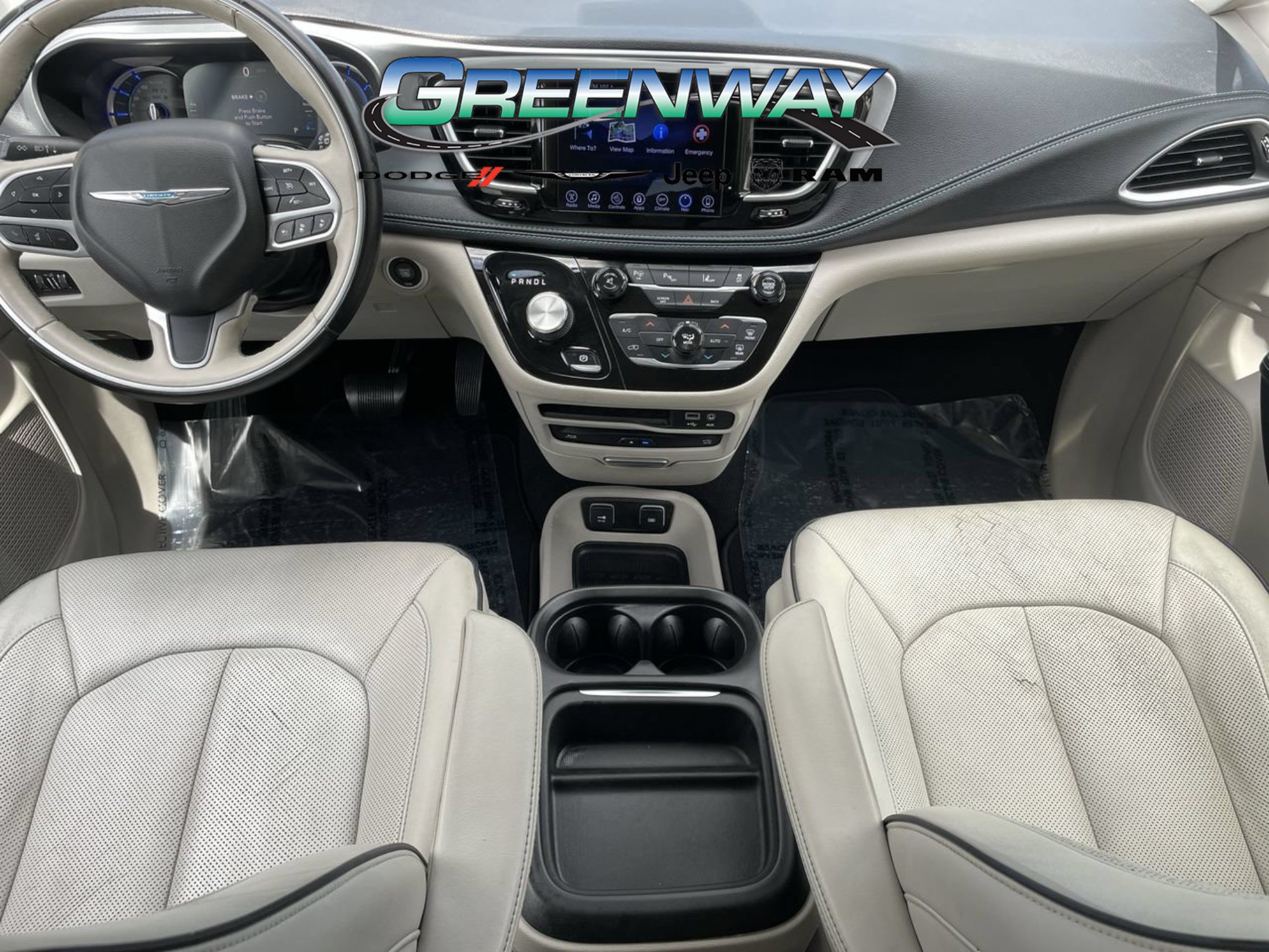 Used 2017 Chrysler Pacifica Platinum FWD image 15