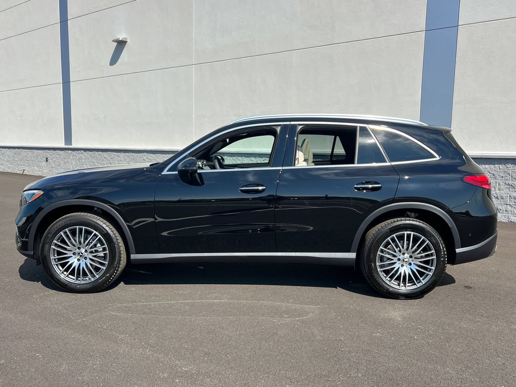 New 2027 Mercedes-Benz GLC 300 4MATIC image 4