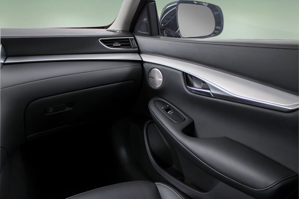 Used 2021 INFINITI QX50 Sensory image 13