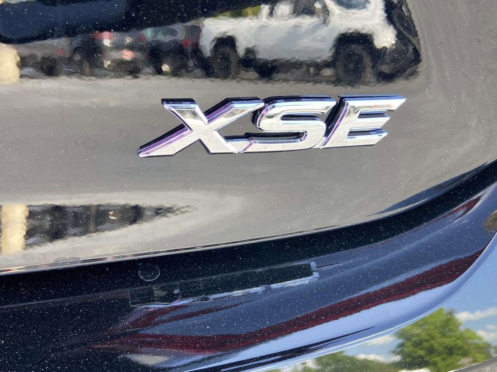 New 2026 Toyota Camry XSE FWD image 12