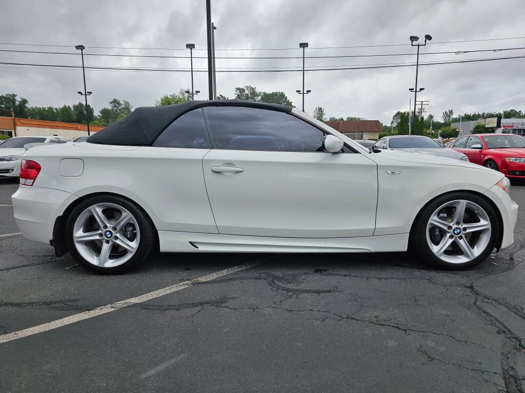 Used 2008 BMW 135i Convertible RWD image 35