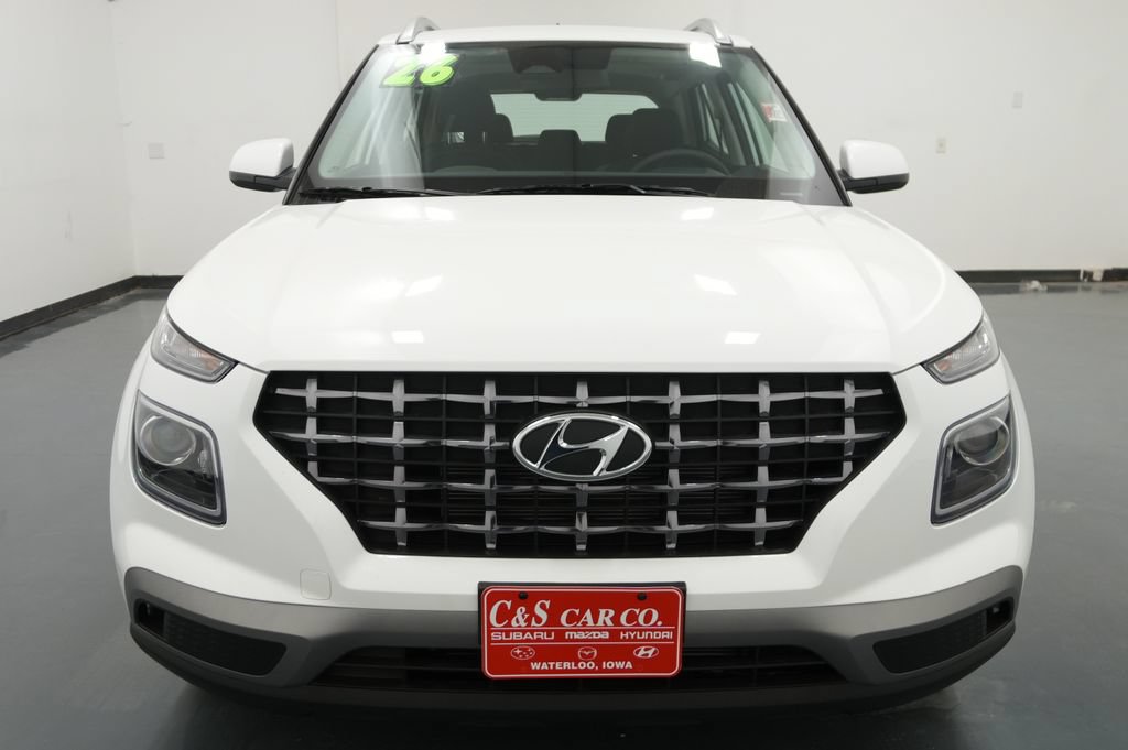 New 2026 Hyundai Venue SEL FWD image 2