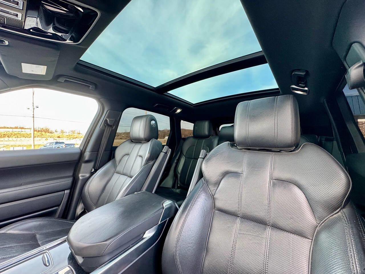 Used 2016 Land Rover Range Rover Sport Supercharged image 13