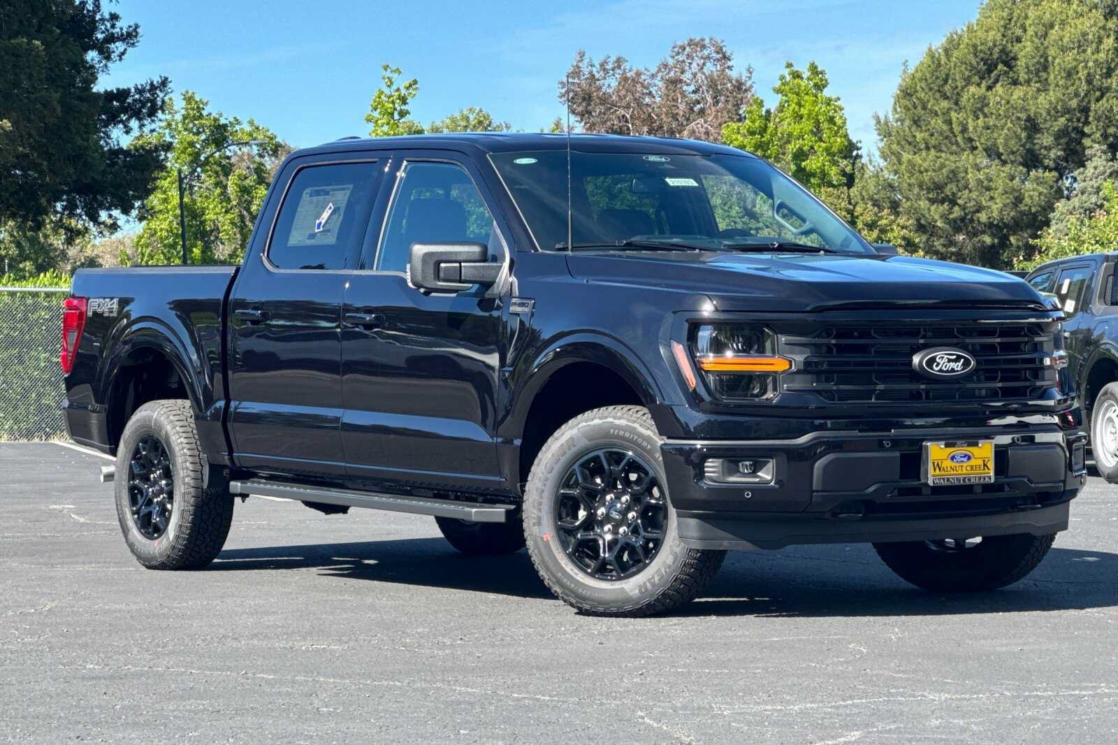 New 2026 Ford F150 XLT w/ Equipment Group 302A MID AWD/4WD image 2