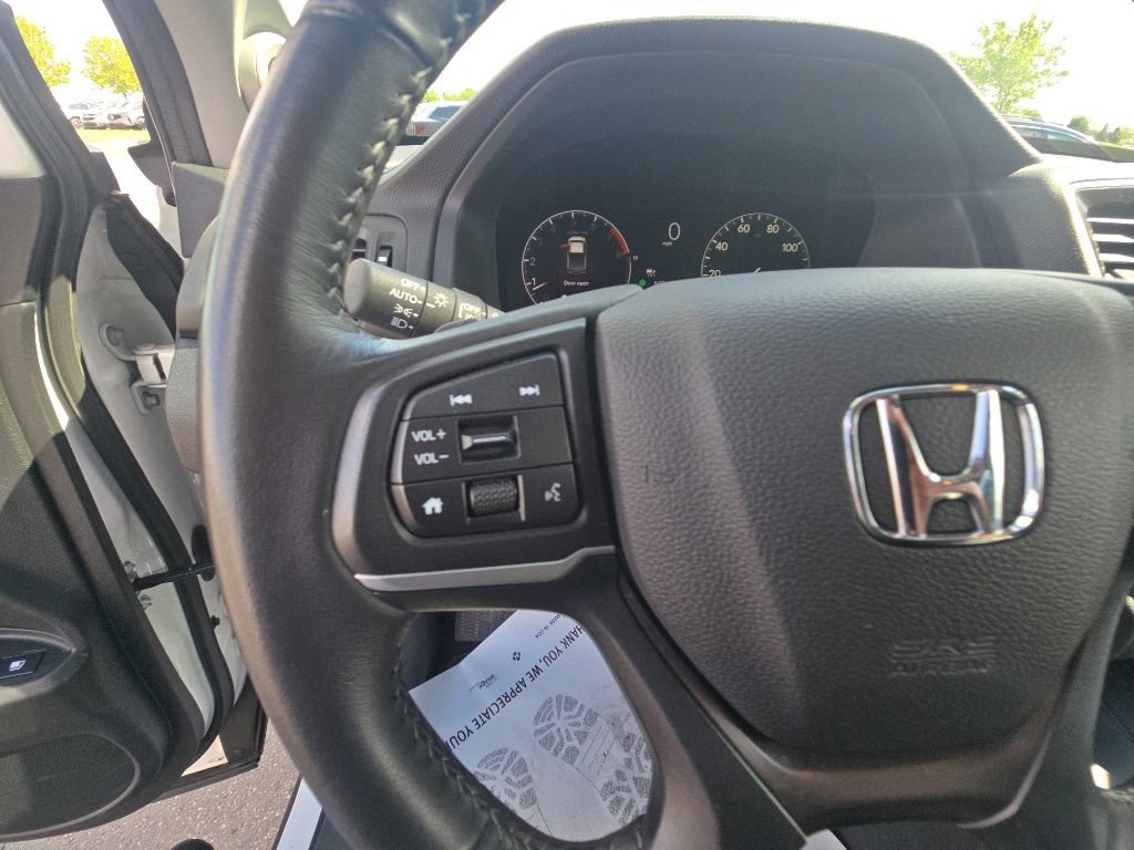 Certified 2025 Honda Ridgeline Sport image 18