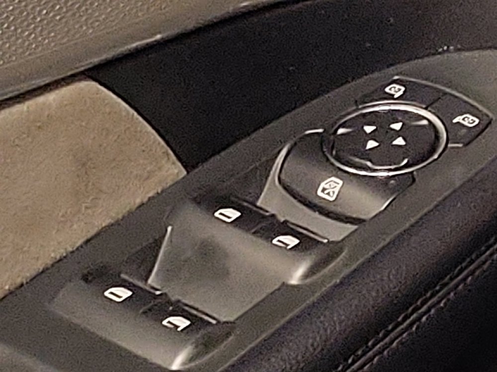 Used 2017 Ford Explorer XLT w/ Equipment Group 202A image 27