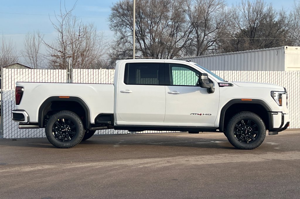 New 2026 GMC Sierra 2500 AT4 w/ AT4 Premium Plus Package image 3
