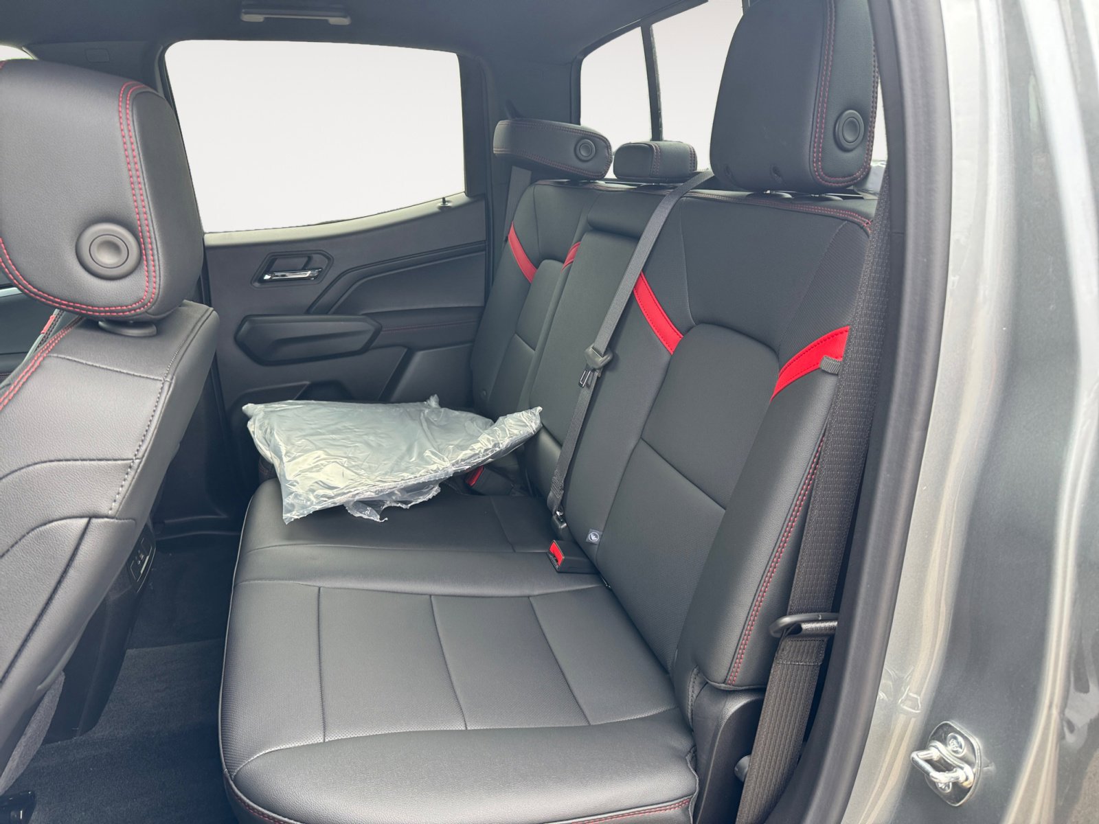 New 2025 Chevrolet Colorado Z71 w/ Technology Package image 13