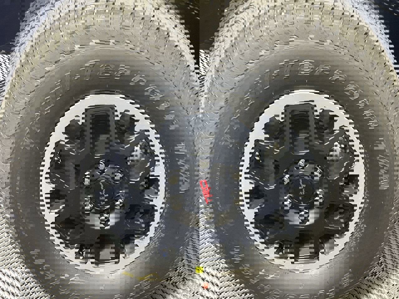 New 2025 Toyota Tacoma TRD Off-Road image 9