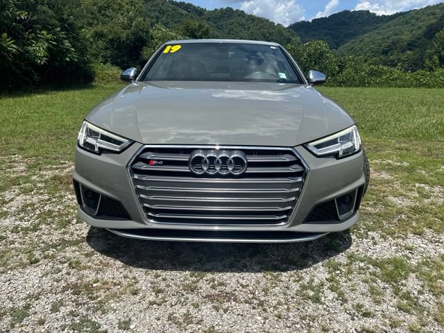 Used 2019 Audi S4 Premium w/ Convenience Package AWD/4WD image 3
